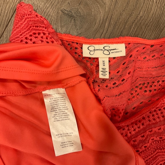 Jessica Simpson Maternity Coral 3 Piece Shirt - Picture 2 of 3